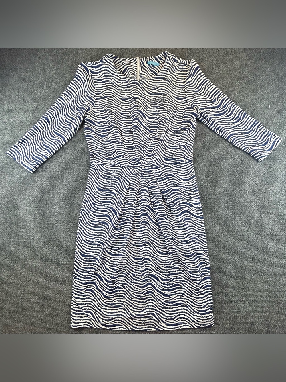 J McLaughlin Women’s Blue White Zebra Print Sheath Dress Size Small